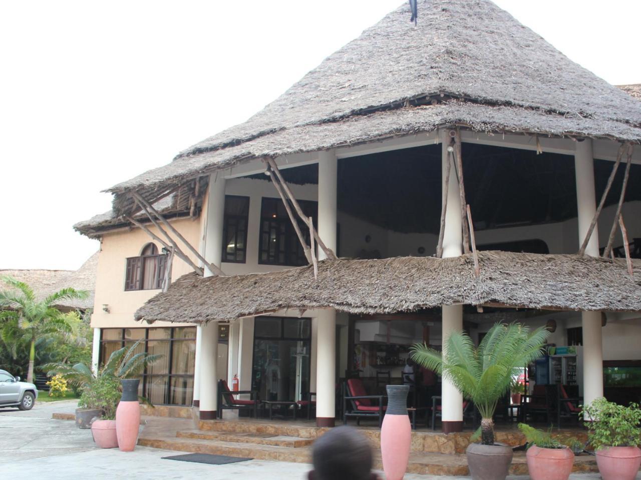 Millennium Sea Breeze Resort Bagamoyo Exterior photo